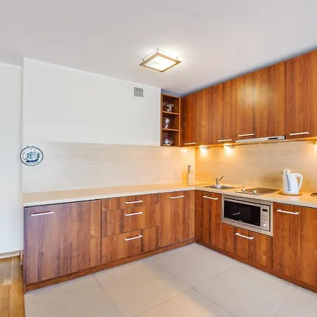Sun & Snow Rozewie - Basen W Sezonie, Plac Zabaw, Sauna, Blisko Plazy Appartement