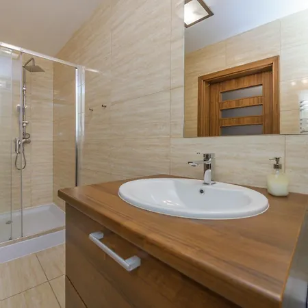 Sun & Snow Rozewie - Basen W Sezonie, Plac Zabaw, Sauna, Blisko Plazy Appartement